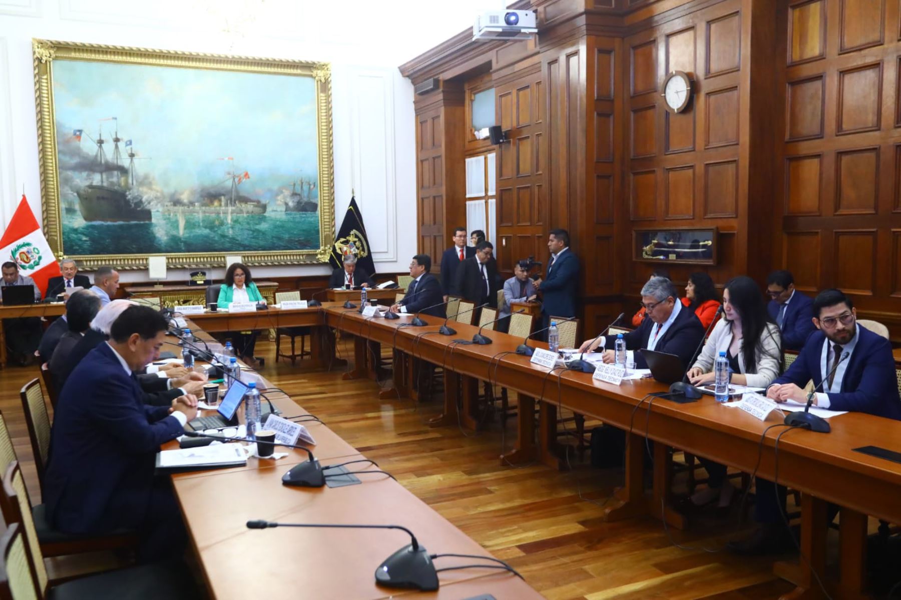 Inicia audiencia de denuncias constitucionales contra Vizcarra y del Solar