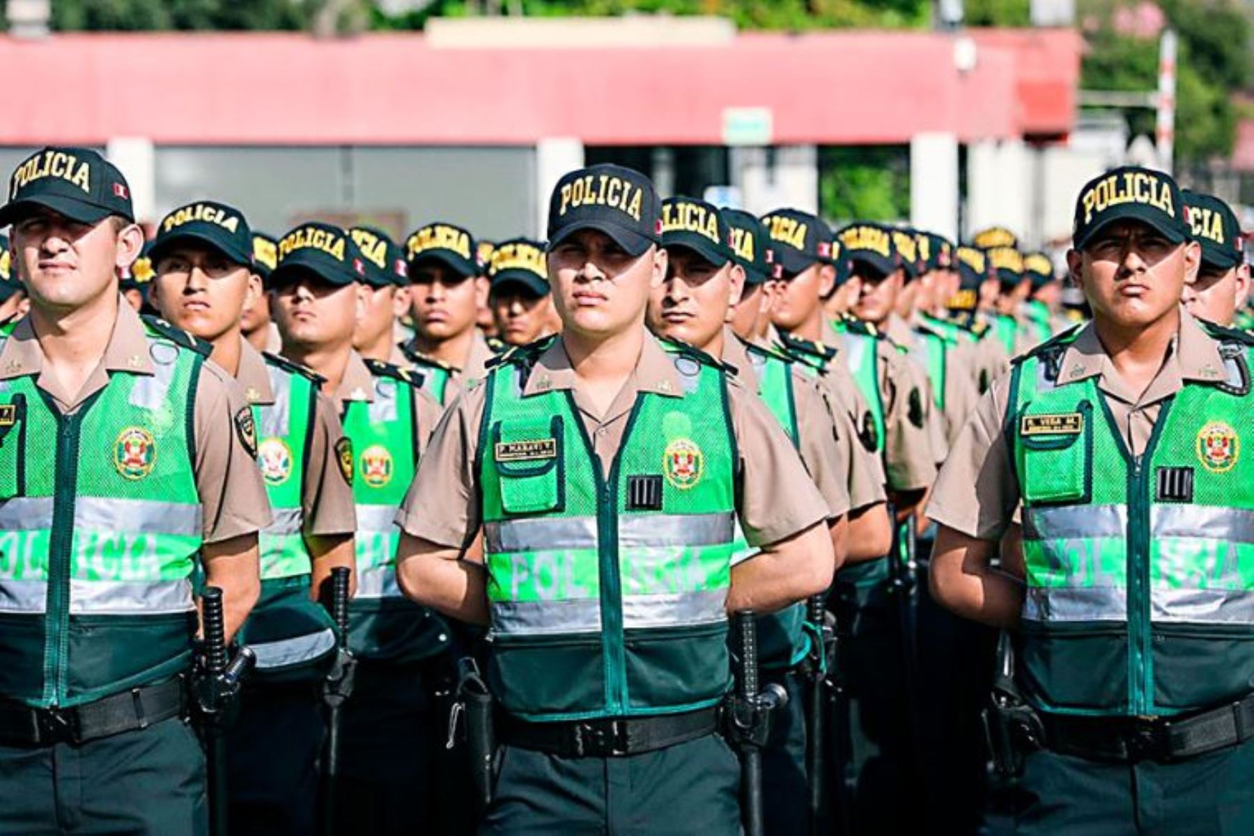 Mininter autoriza graduación anticipada de más de 700 policías por “alto índice delincuencial”