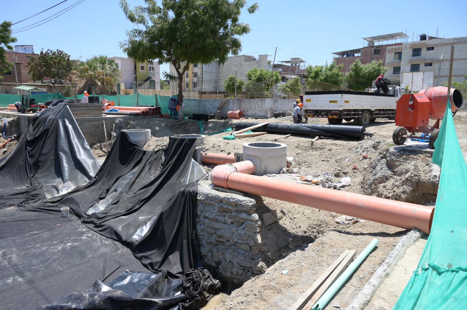 Piura: Siete SARES siguen paralizados por deuda de 13 millones de soles a empresas