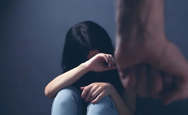 Solo 3 de cada 10 mujeres víctimas de violencia denuncian el hecho