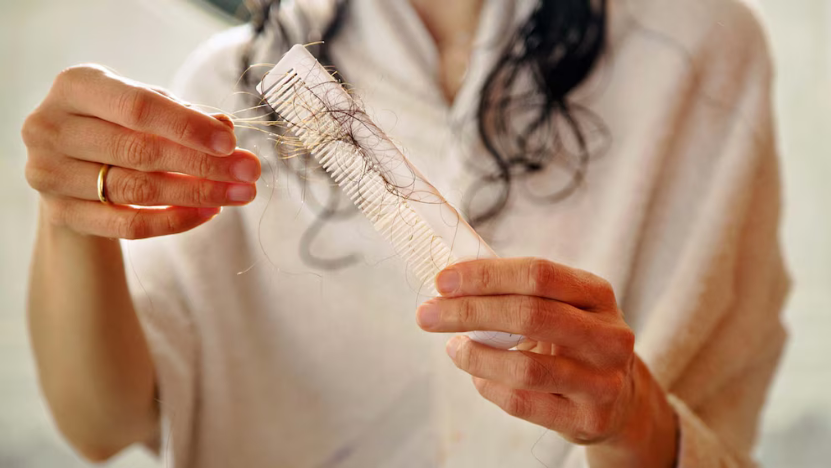 Conoce los 10 alimentos que contienen la vitamina clave para prevenir la caída del cabello