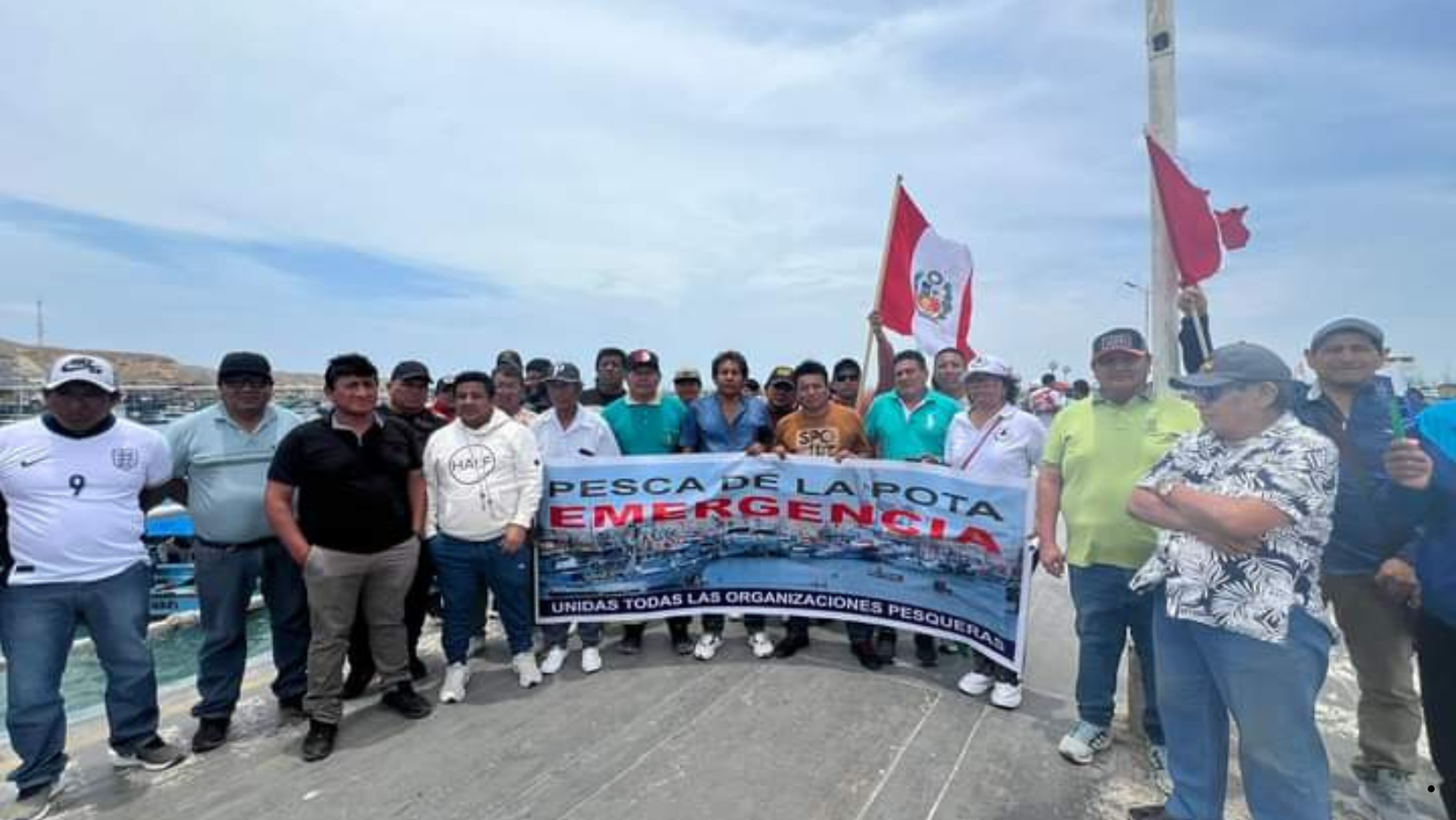 Pescadores artesanales de Paita dan plazo al gobierno para que actúe contra la depredación del mar