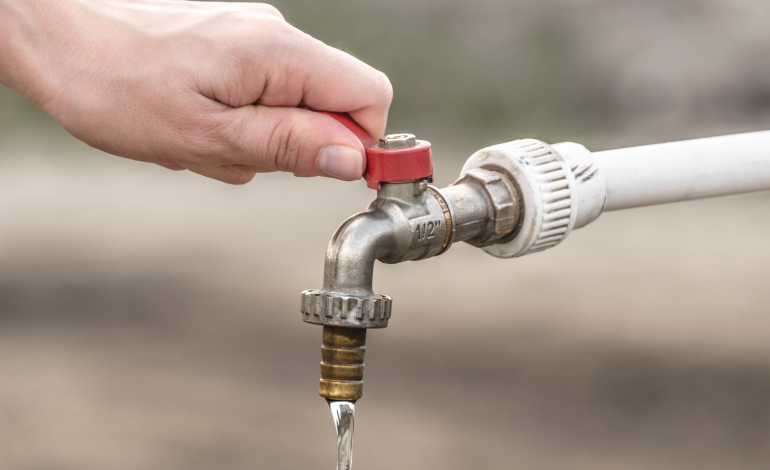 Por rotura de línea de impulsión, se restringe el servicio de agua en sectores de Chulucanas