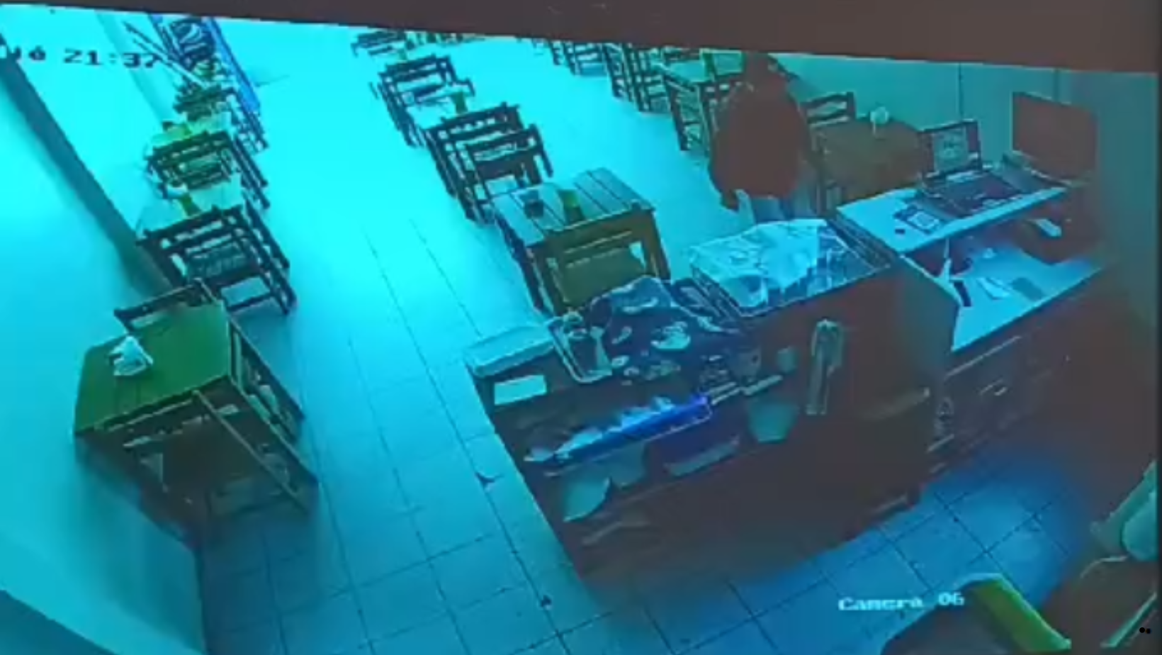 Robo en restaurante del centro de Piura: ladrón sustrae tres celulares en minutos