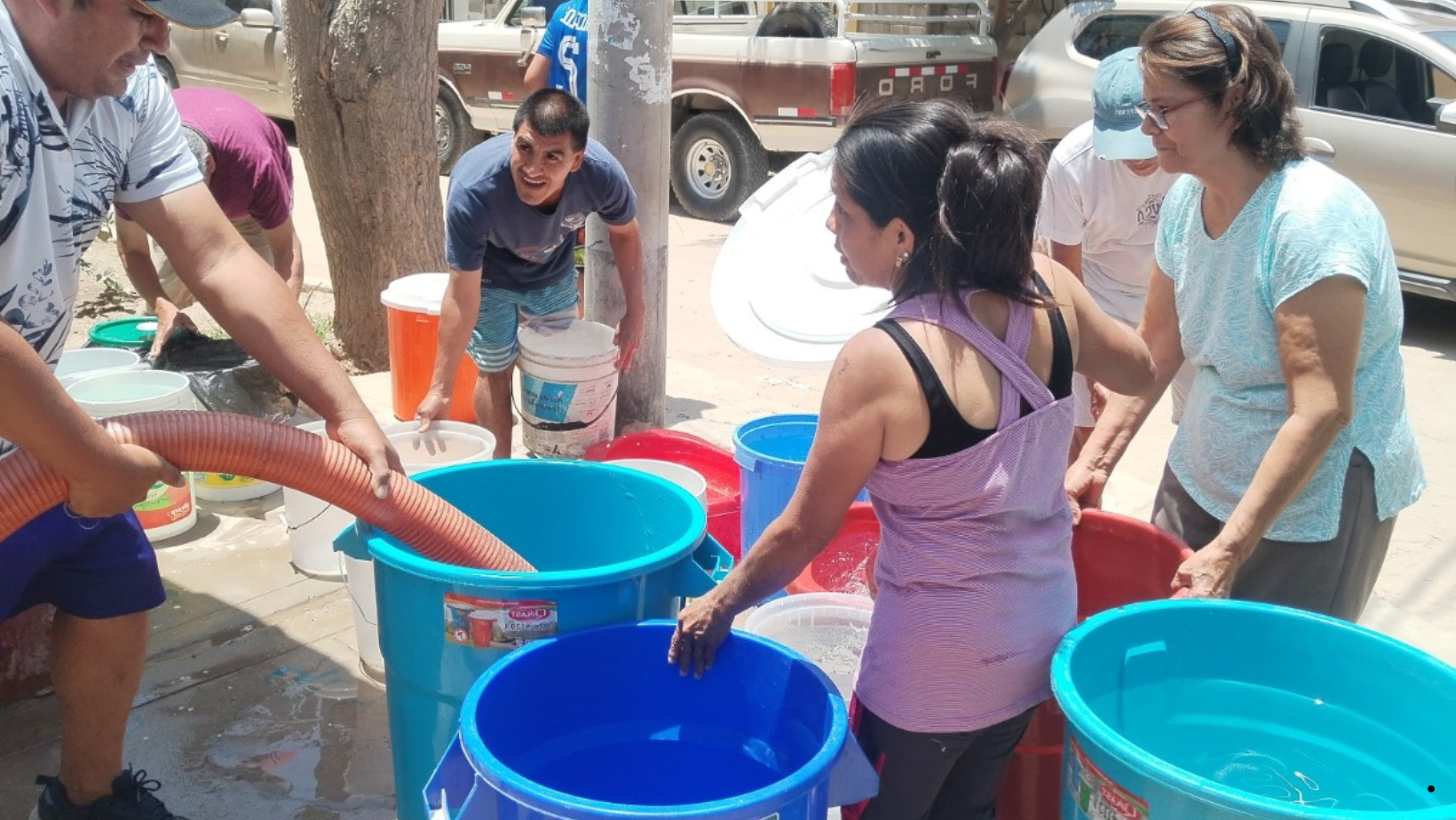 Gestionan más camiones cisterna para distribuir agua potable en Piura y mitigar la crisis por sequía