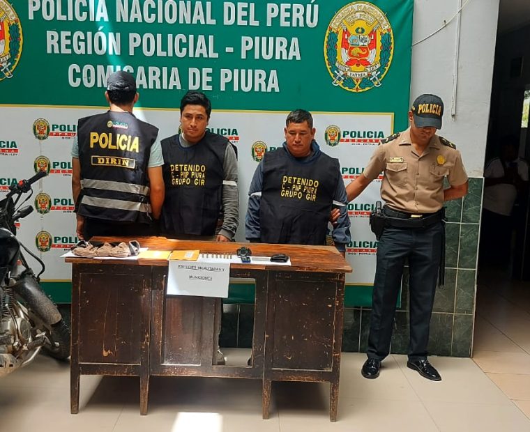 Piura: Sujetos a bordo de motocicleta portaban balas para armas de fuego