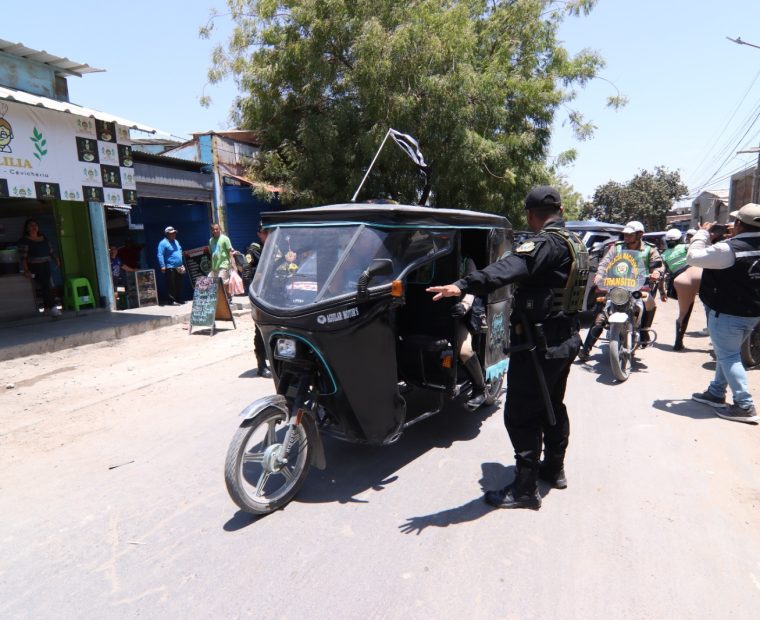 Piura: Multan y decomisan 30 mototaxis en zonas rígidas y mercado