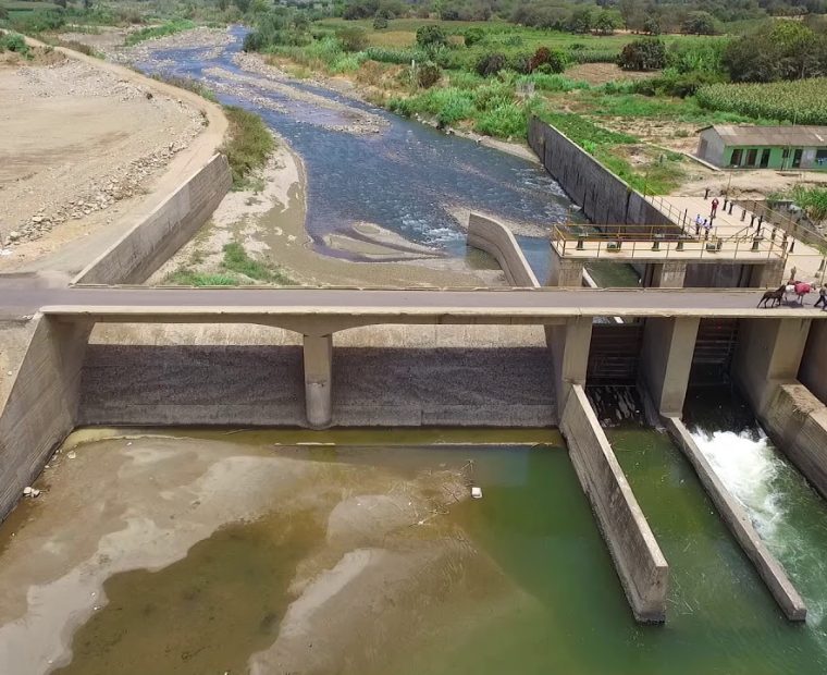 Piura: Lluvias en la sierra ayudan para captar agua en reservorio de San Lorenzo