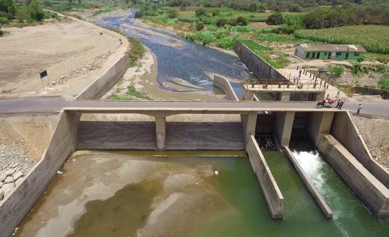 Piura: Lluvias en la sierra ayudan para captar agua en reservorio de San Lorenzo