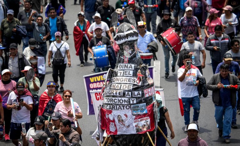 Transportistas desisten de paro durante el desarrollo del foro APEC