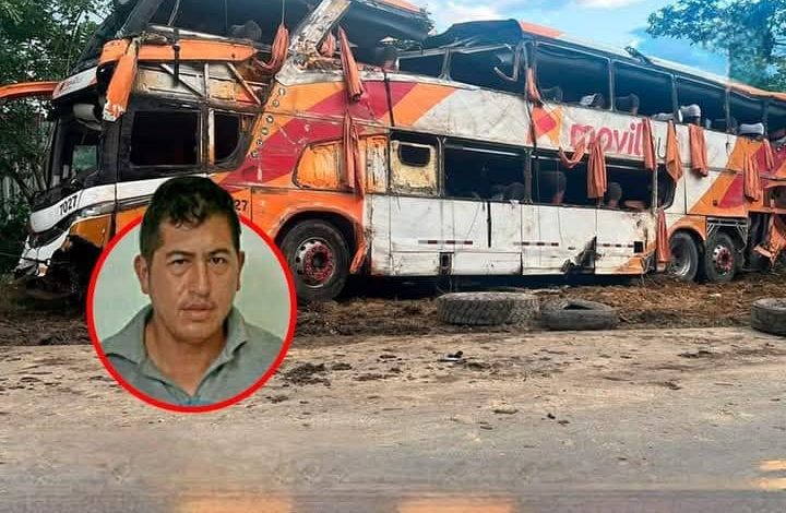 Piura: chofer de bus accidentado queda libre mientras familias lloran a sus hijos