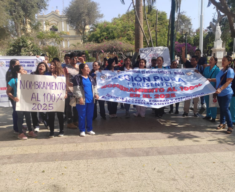 Piura: trabajadores CAS regular de Salud exigen nombramiento