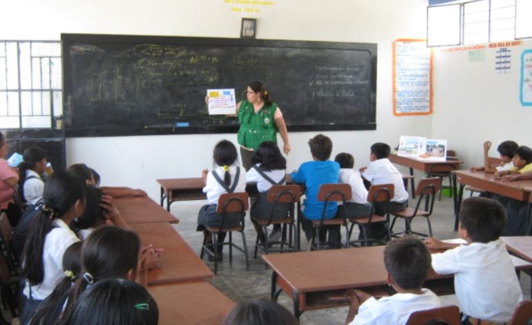 Piura: DREP emite directiva para que colegios evalúen si adoptan clases presenciales