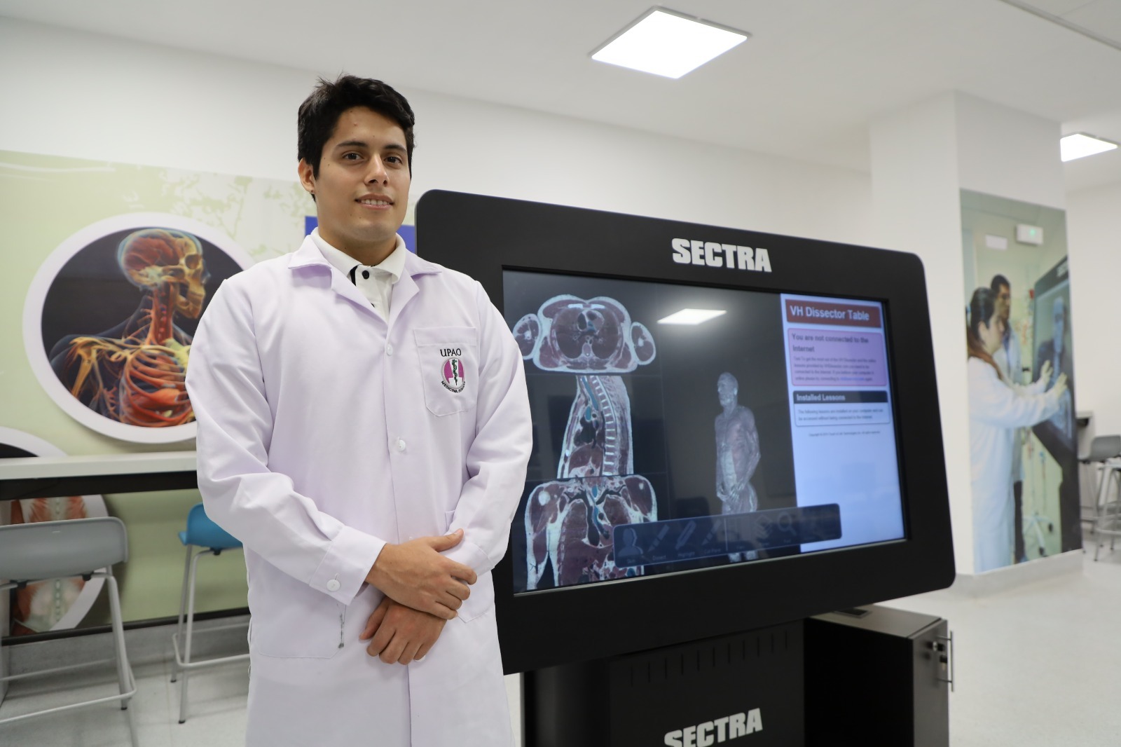UPAO, primer y segundo puesto en examen para internado de EsSalud ESTUDIANTE UPAO