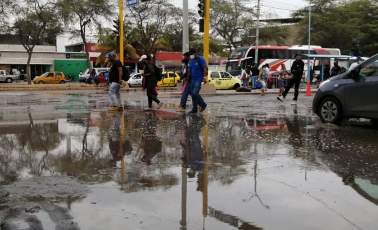 Piura: Experto anticipa posibilidad de un fenómeno El Niño leve con lluvias manejables