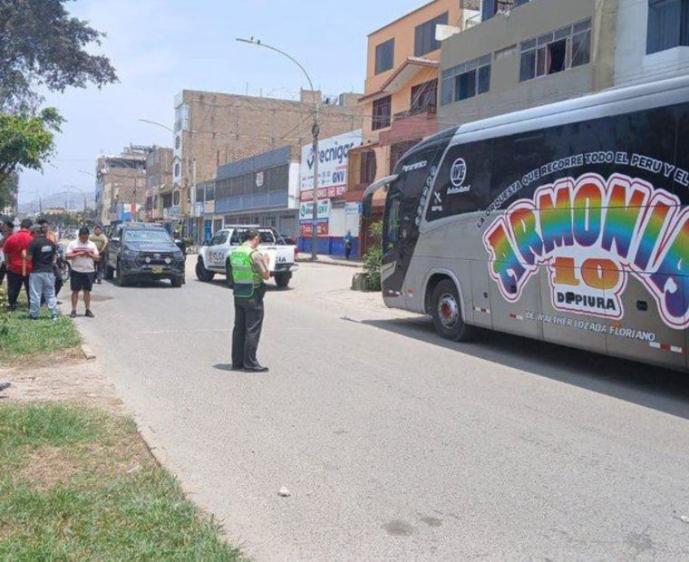 Balean bus de la orquesta piurana Armonía 10 tras amenazas de extorsión