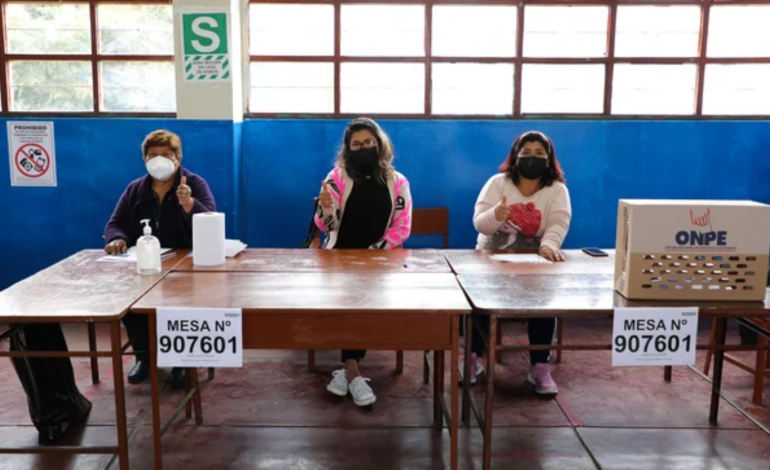 Congreso aprueba compensación económica y beneficios para miembros de mesa en elecciones