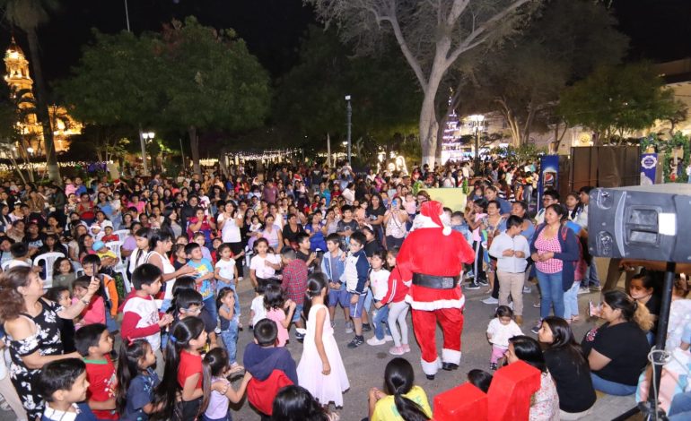 Piura: Más de mil niños participaron del show navideño