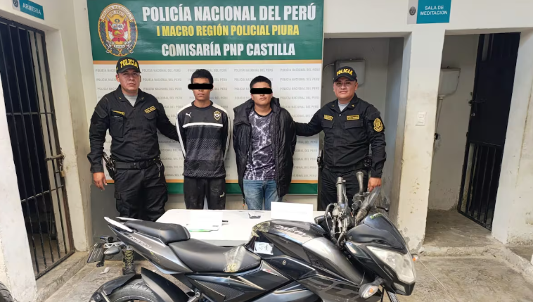 Piura: Policías detienen a dos sujetos por presunto robo de motocicleta