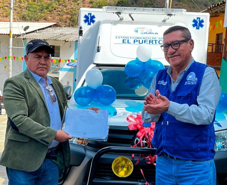 Gobierno Regional entrega moderna ambulancia al centro poblado El Puerto-Pacaipampa