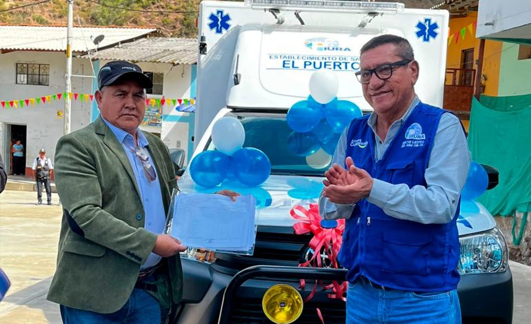 Gobierno Regional entrega moderna ambulancia al centro poblado El Puerto-Pacaipampa