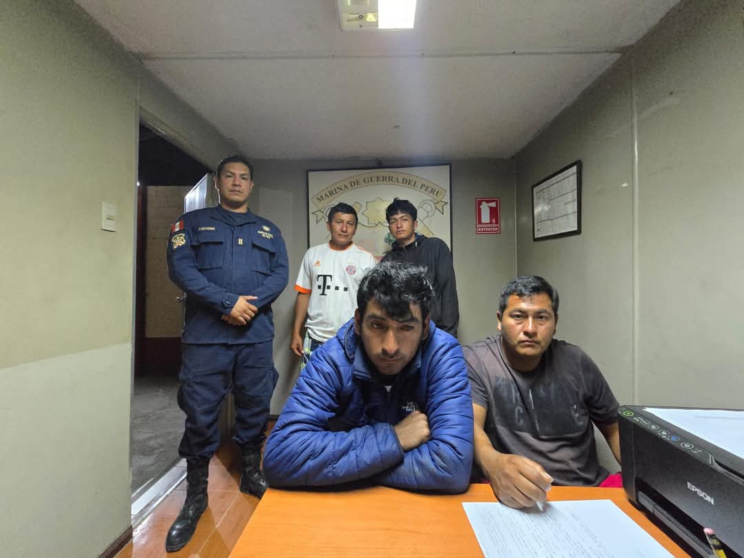Capitanía de Paita realiza rescate de embarcación pesquera a la deriva