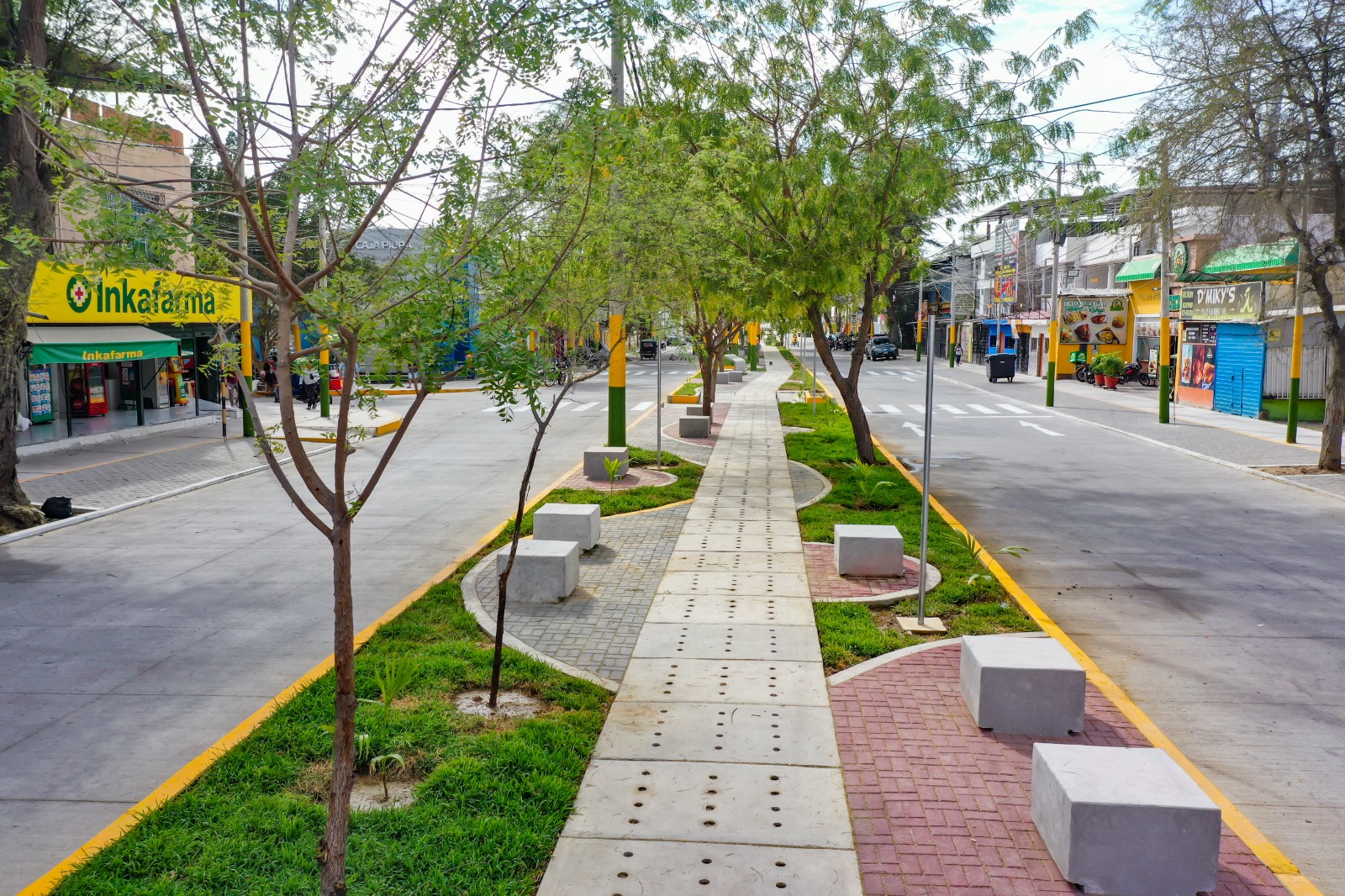 Piura: Alcalde de Castilla abre el tránsito en la remodelada av. Guardia Civil
