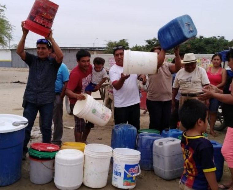 Piura: Vecinos protestan por falta de agua en Tacalá y bloquean la avenida Guardia Civil