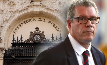 Defensoría del Pueblo pide destitución del ministro de Educación de manera inmediata