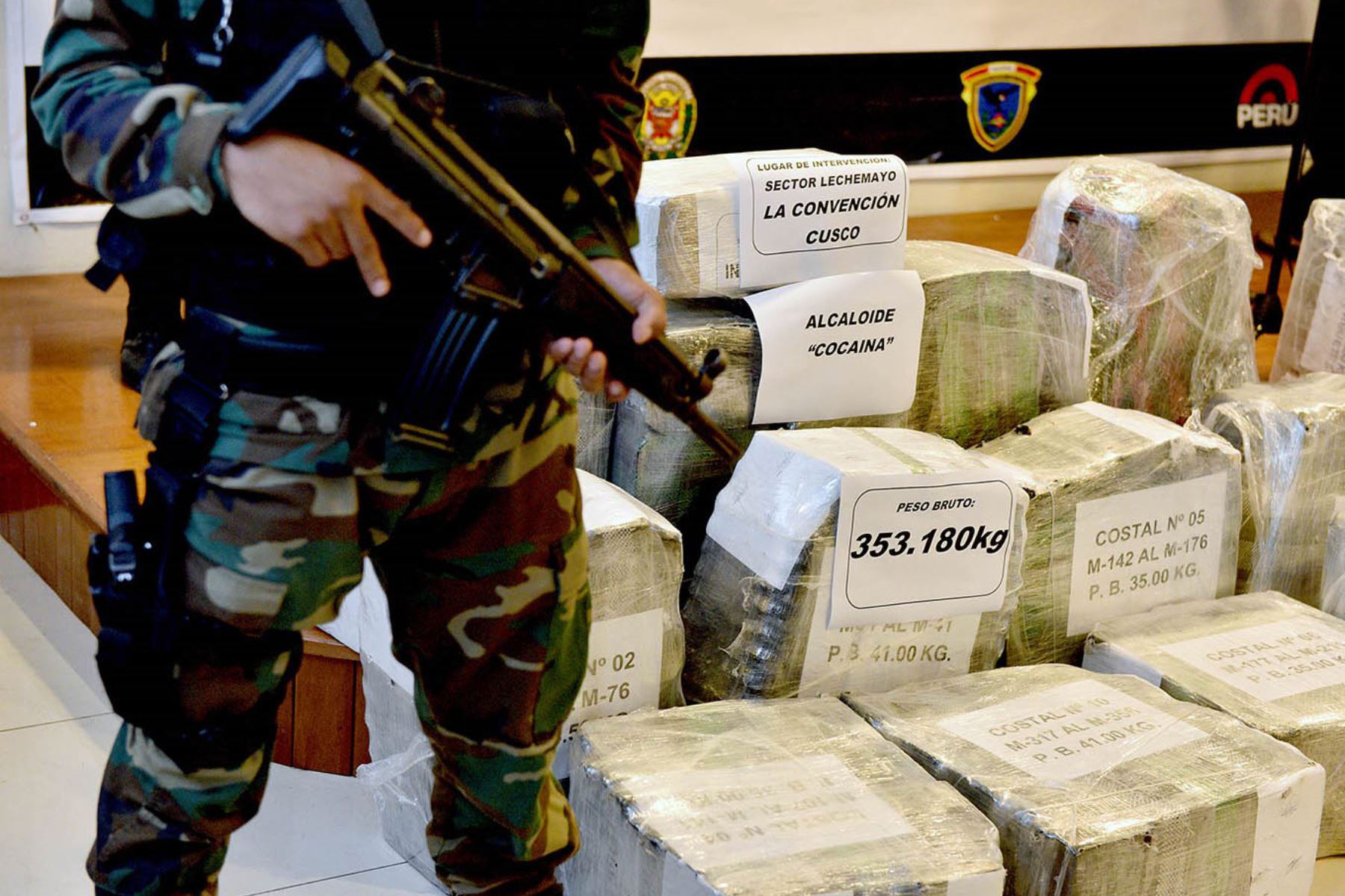 Estados Unidos paraliza financiamiento a Perú para lucha contra las drogas por 90 días