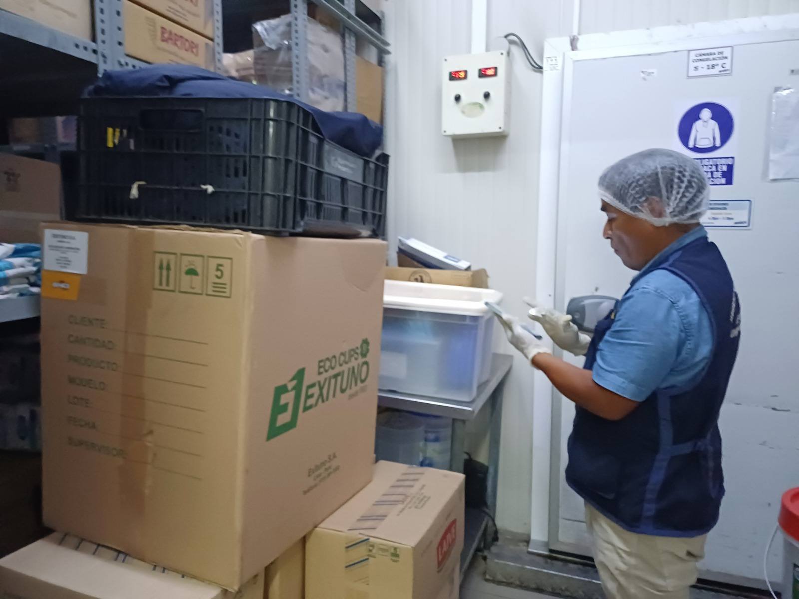 Piura: Clausuran y multan establecimientos del patio de comidas del mall Real Plaza por insalubres
