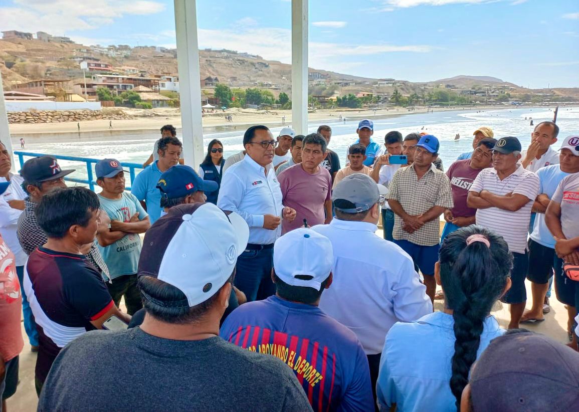 PRODUCE otorga S/1 millón a 0% de interés a pescadores artesanales afectados por oleajes