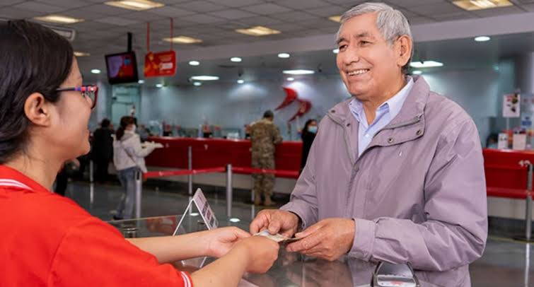 Aumento de pensiones para jubilados empieza en enero