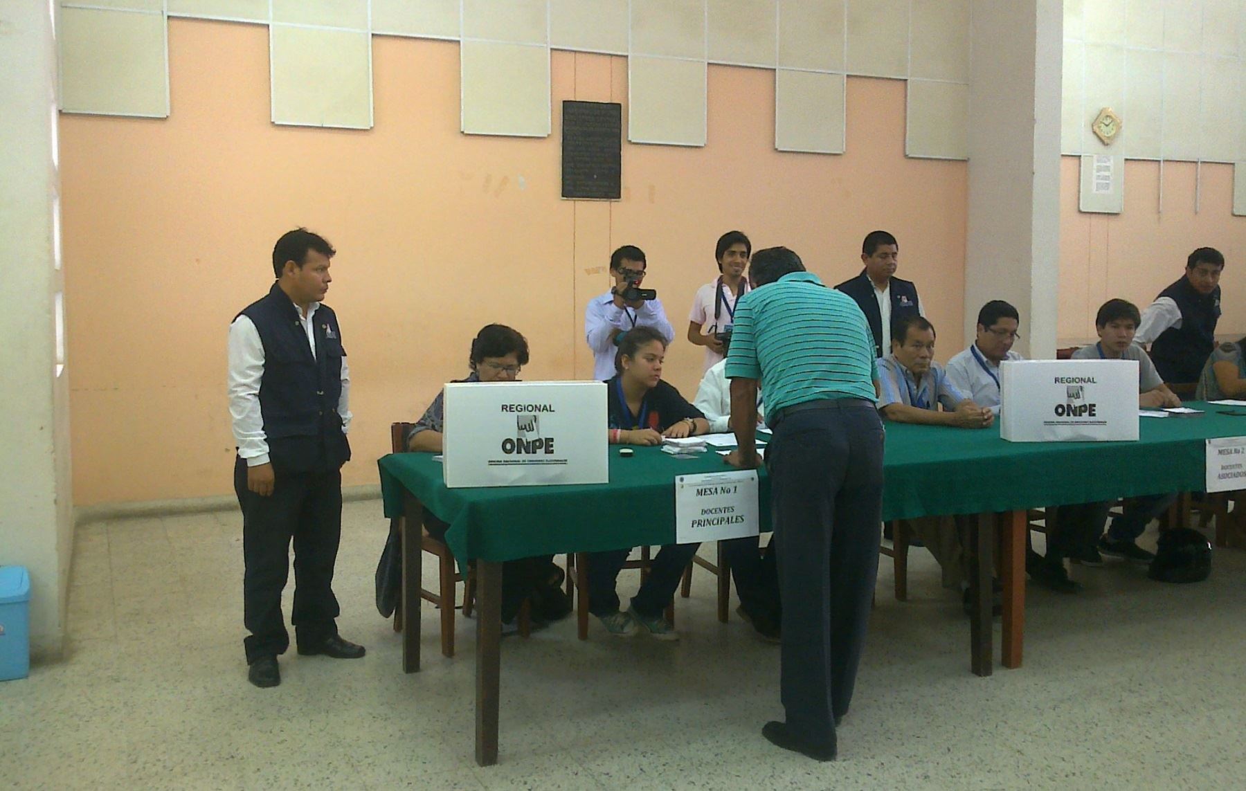 UNP aprueba reglamento y cronograma para elección complementaria de rector 2025-2028
