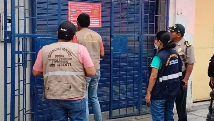 Piura: Megaoperativo deja clausura de bares por irregularidades y parrilladas informales