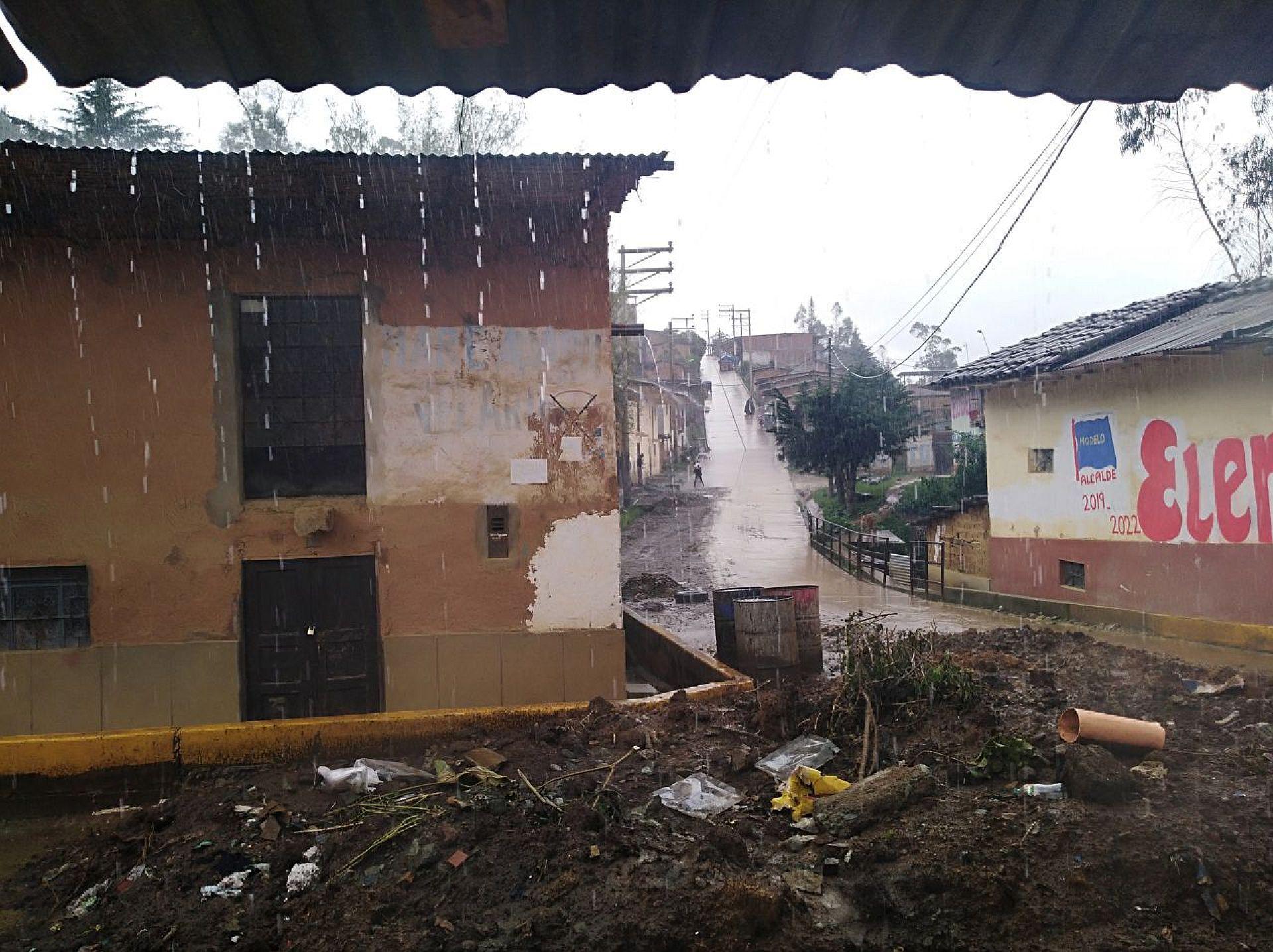 Piura: Senamhi advierte lluvias intensas y ráfagas de viento en el norte del país