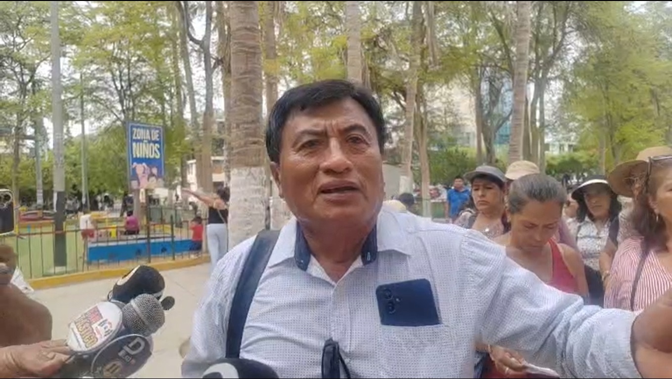 Maestros se reúnen la Comisión de Educación del Congreso para exigir el nombramiento docente