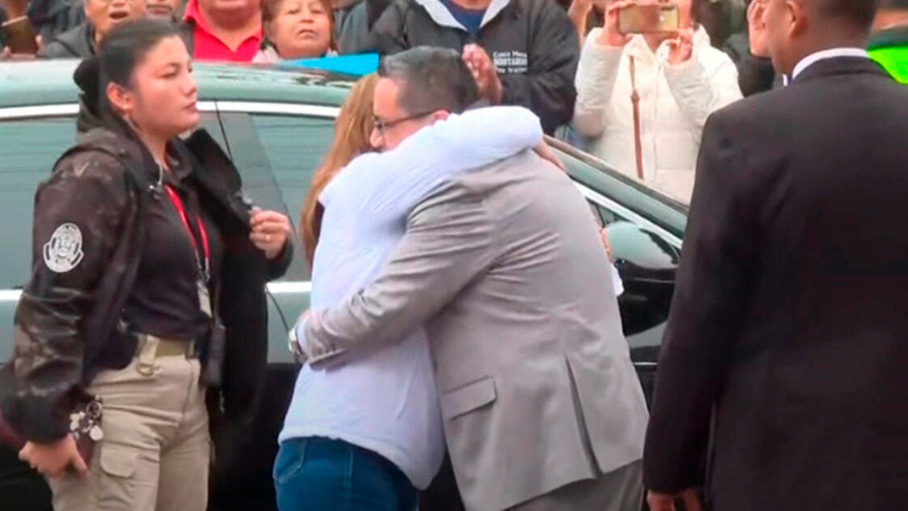 Dina Boluarte mantiene a Juan José Santiváñez en el Mininter pese a cuestionada gestión