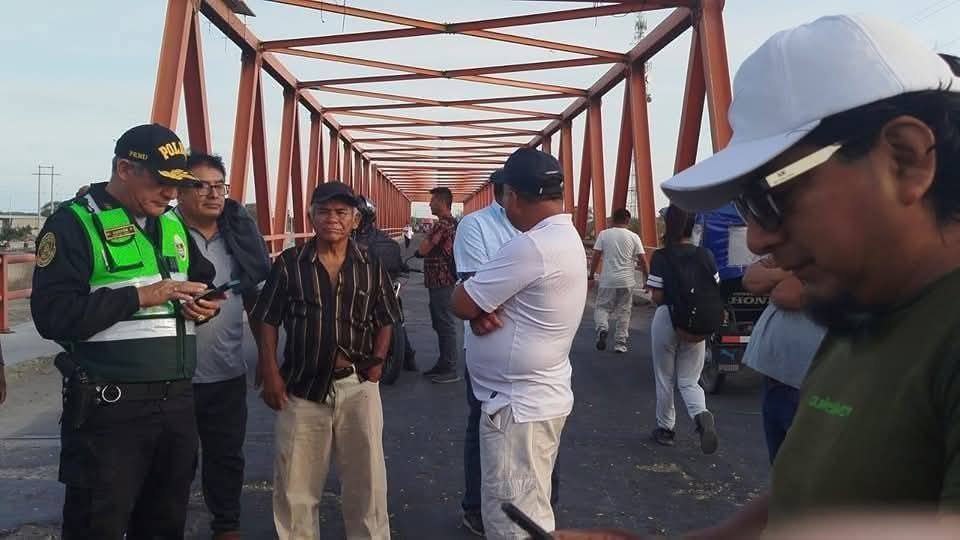 Pescadores artesanales de Sechura inician paro exigiendo derogatoria de decreto supremo