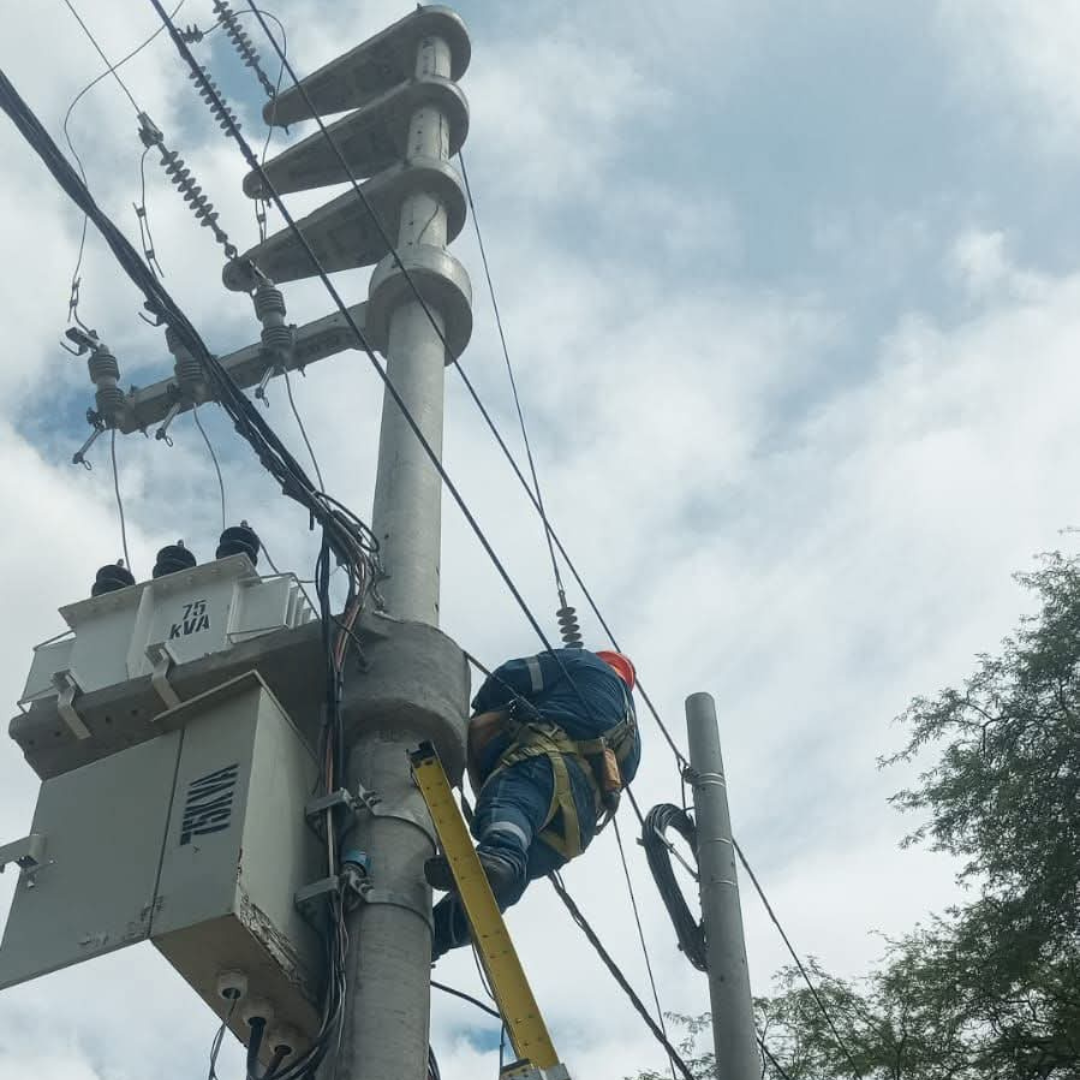 Enosa alerta robo sistemático de equipos de alumbrado público
