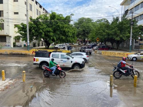 El Enfen recomienda tomar previsiones frente a posible evento El Niño Costero en abril