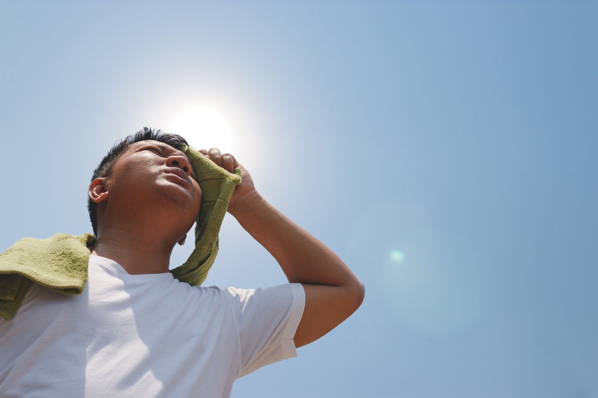 Alejamiento del Anticiclón del Pacífico Sur elevará la temperatura del mar en Perú