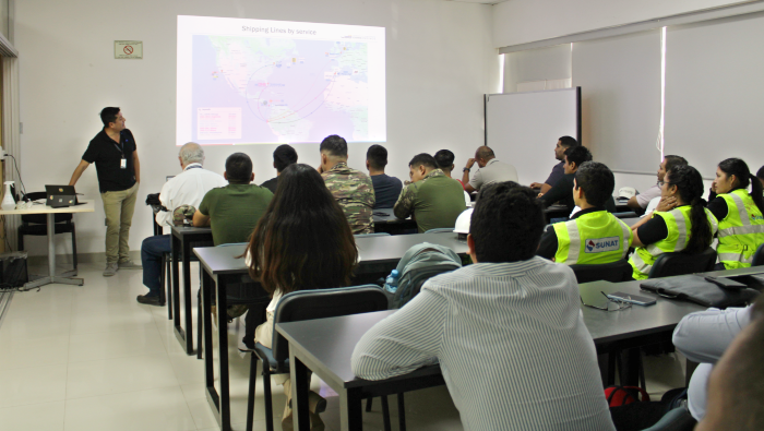 Capacitan a entidades para frenar el tráfico ilícito en puertos de Piura