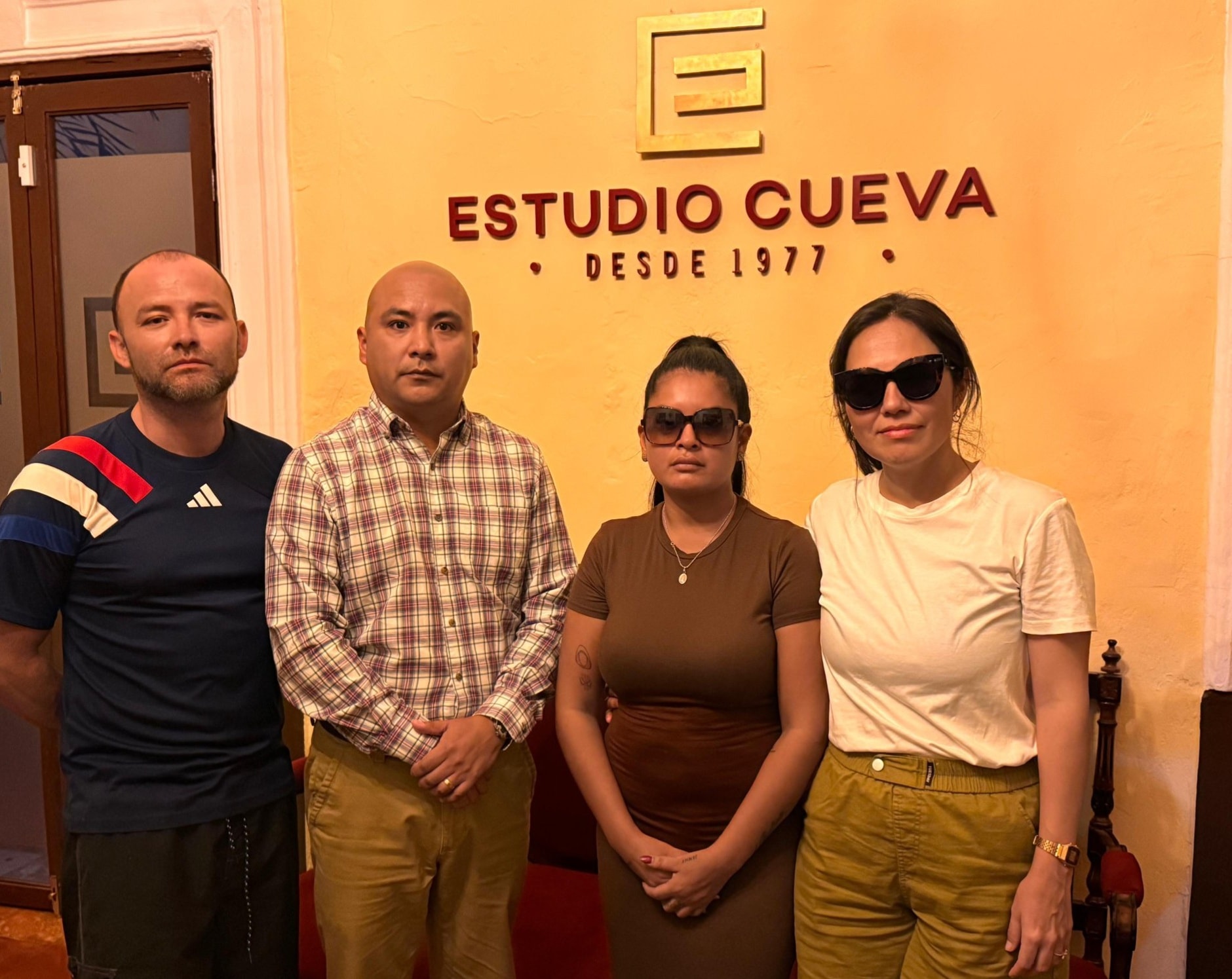 Esposa de Paúl Flores demanda a Armonía 10 por derechos laborales