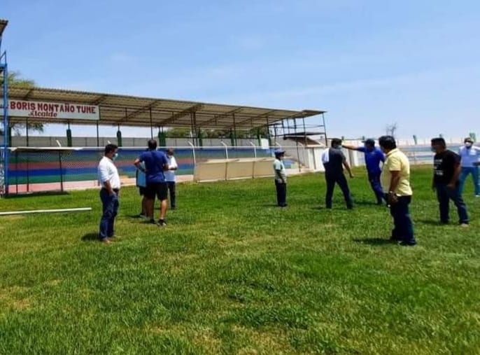 Renovación de estadio municipal de Bernal impulsa deporte y bienestar