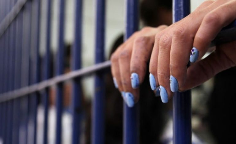 Prisión preventiva para mujer implicada en explotación sexual de menor de edad