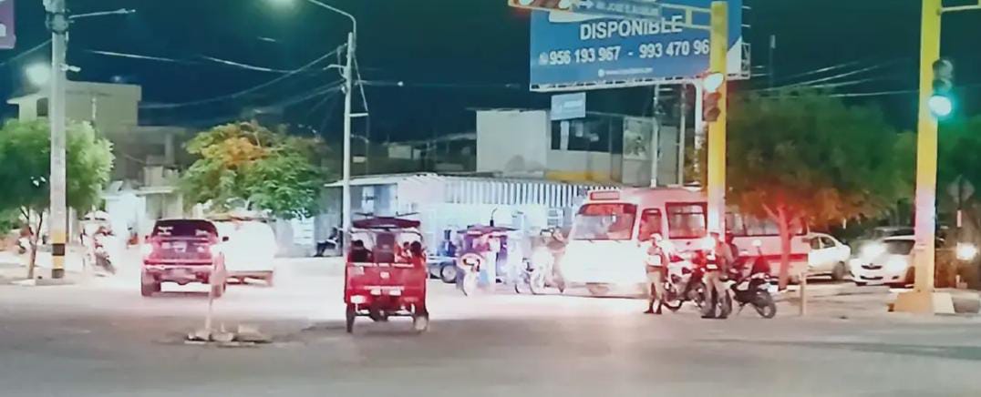 Ataque en la Zona Industrial: Lanzan explosivo contra restaurante en Piura