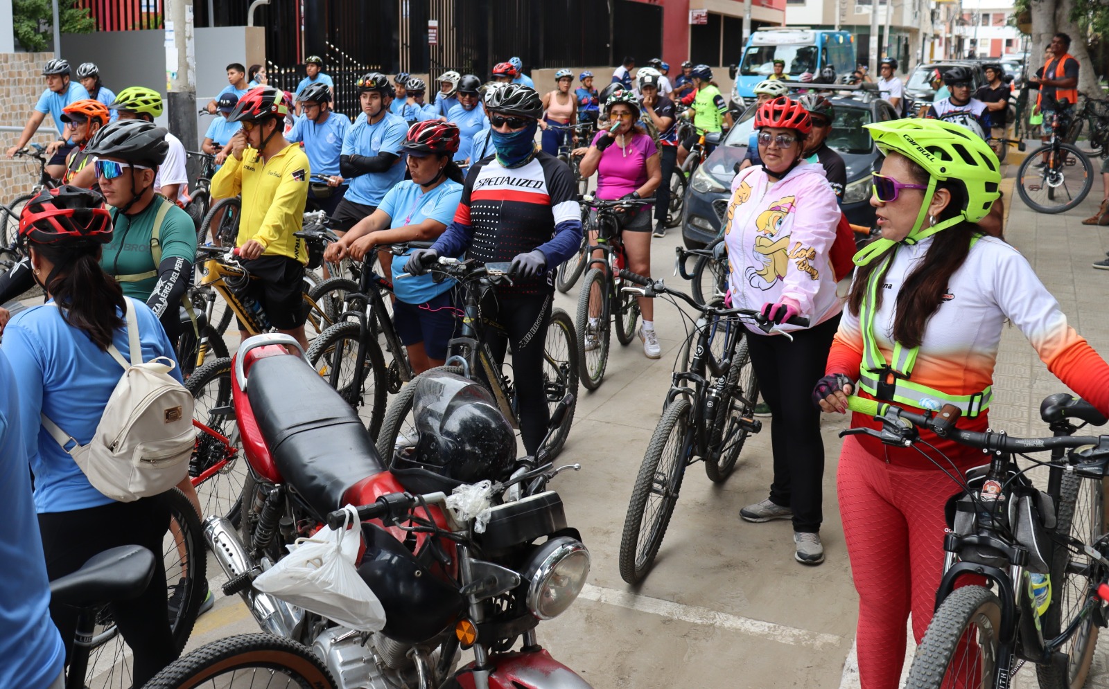 Ministerio Público celebra aniversario con bicicleteada: evento que promueve la salud y compañerismo