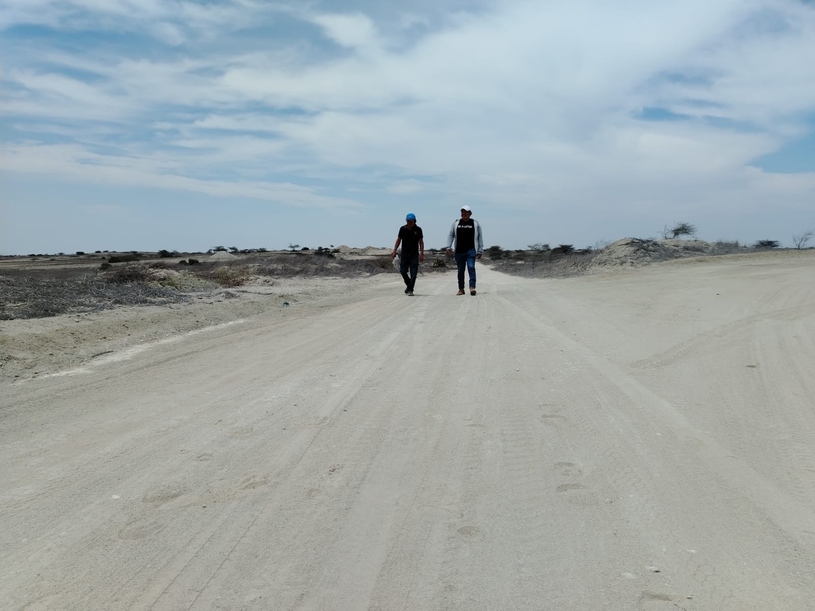 Otorgan la buena pro para construir la carretera Piura – Sechura