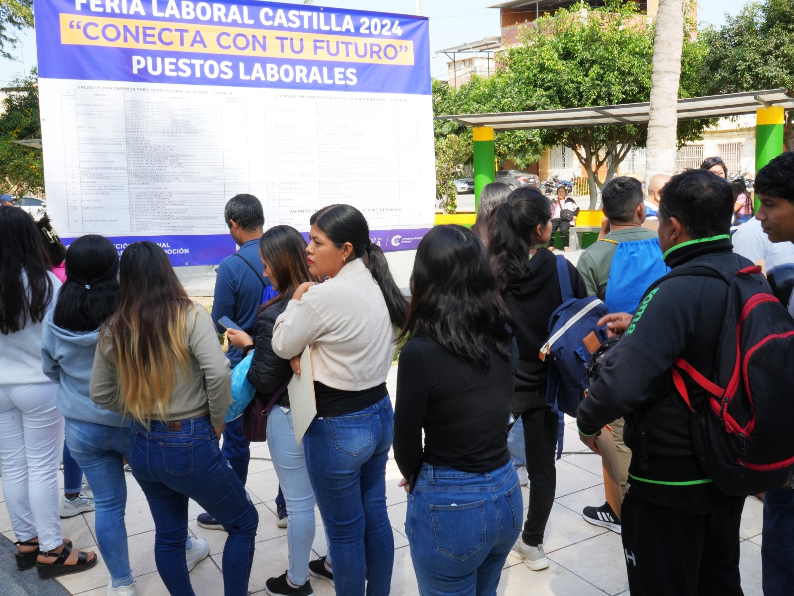 Más de 160 mil jóvenes peruanos están sin empleo y sin oportunidades reales